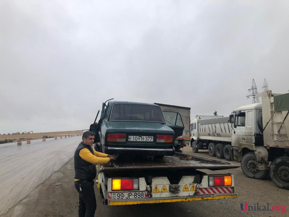 Quba yolunda yük maşınları TOQQUŞDU - Bir ailənin 3 üzvü öldü (FOTO)